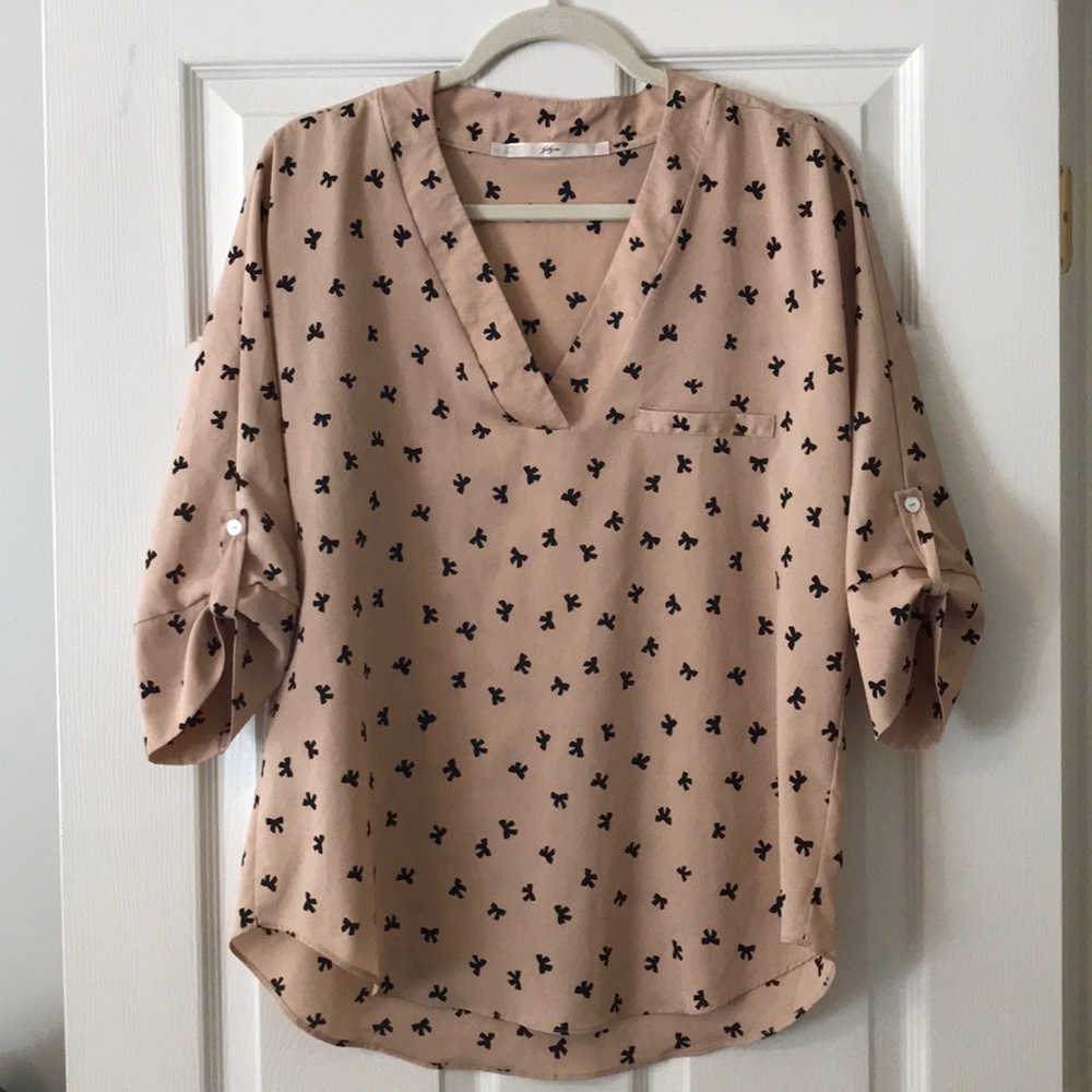 Flowy ribbon top